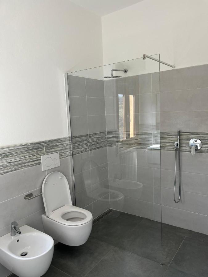 Casa Del Faggio Rosso Apartment เบลลาโจ ภายนอก รูปภาพ