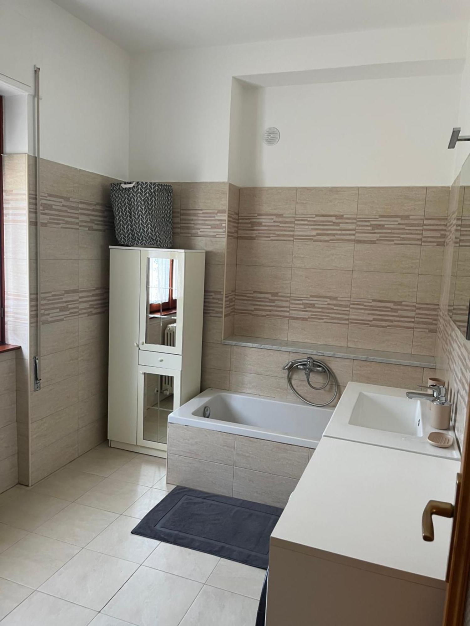 Casa Del Faggio Rosso Apartment เบลลาโจ ภายนอก รูปภาพ